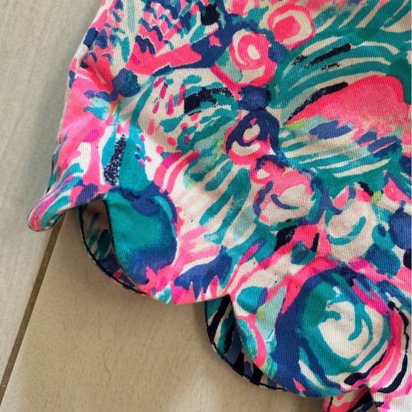 Lily Pulitzer Flattering Shorts - Picture 4 of 7